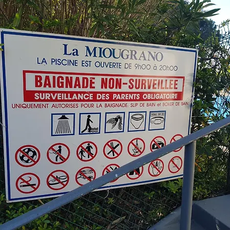 200m De La Apartament Fréjus
